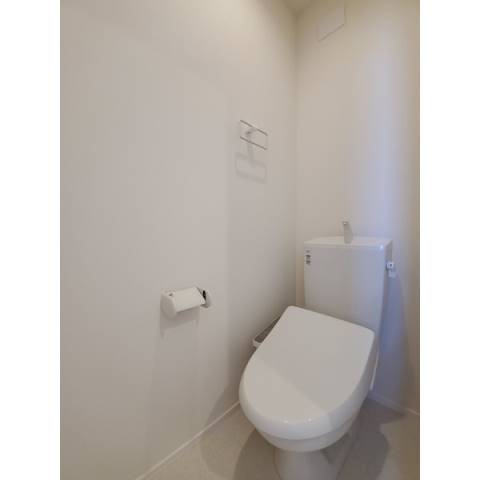 トイレ　もちろんウォシュレット完備