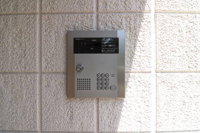 セキュリティ　来訪者の顔が確認できるので安心です