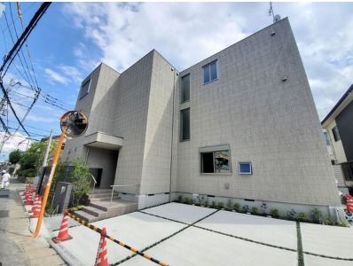 建物外観　最寄り駅徒歩7分圏内の人気マンションです