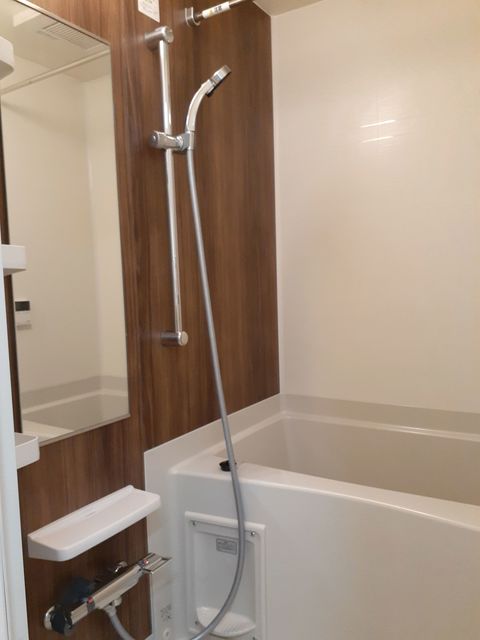 バス・シャワールーム　バス