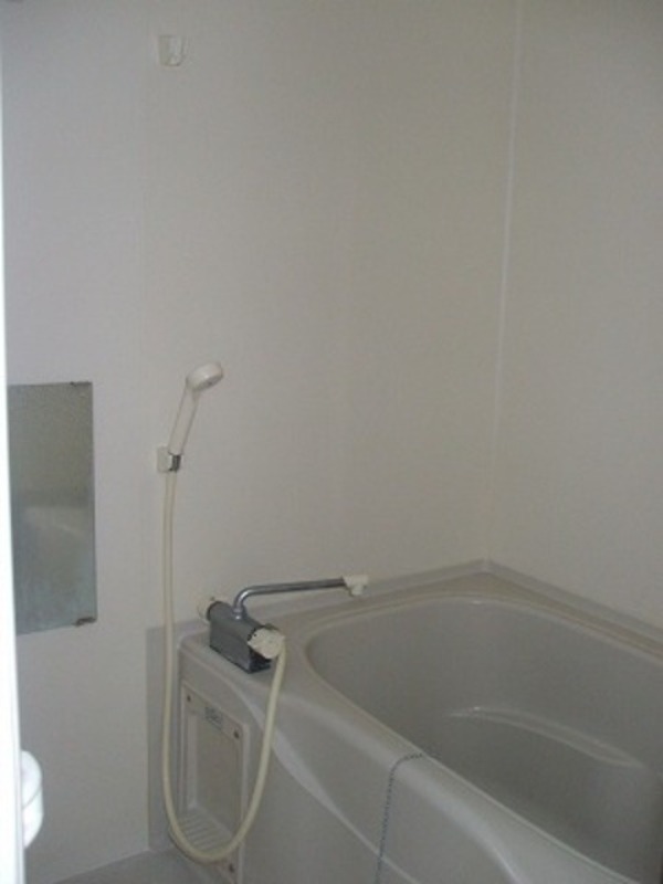 バス・シャワールーム　図面と現状に相違がある場合には現状を優先