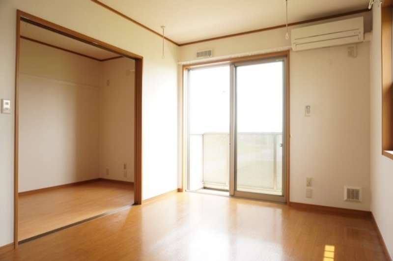 居室・リビング　図面と現状に相違がある場合には現状を優先