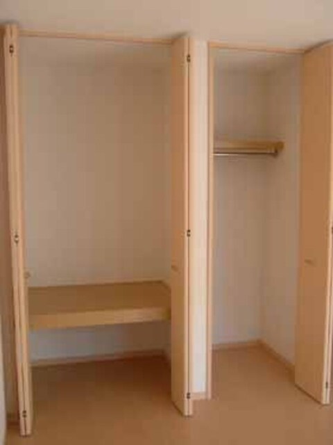 収納　反転タイプの写真となります。