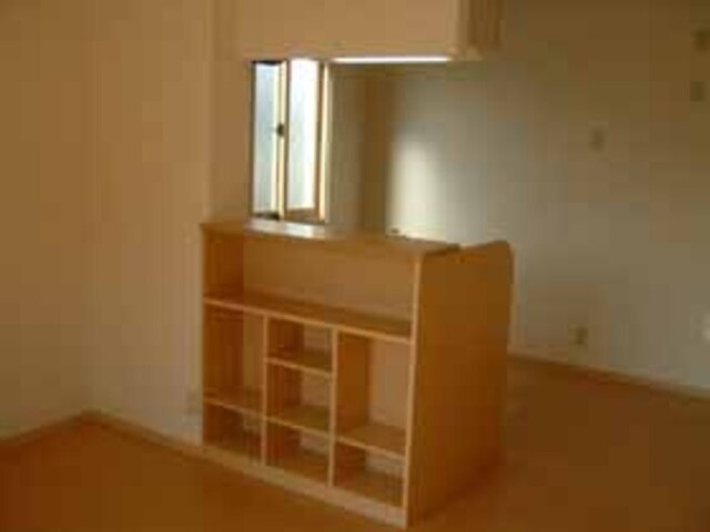 居室・リビング　反転タイプの写真となります。