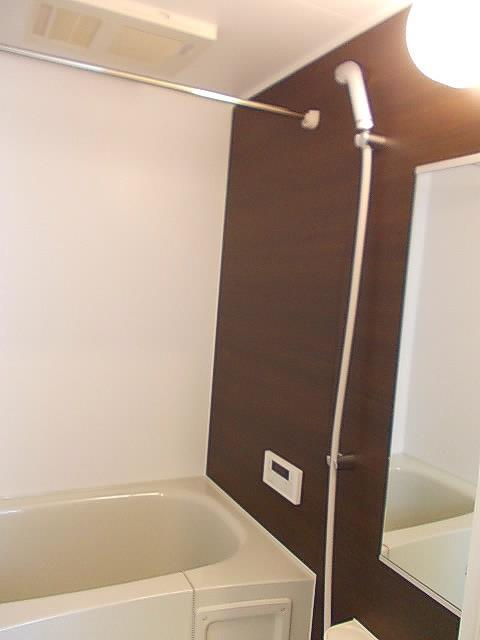 バス・シャワールーム　浴室