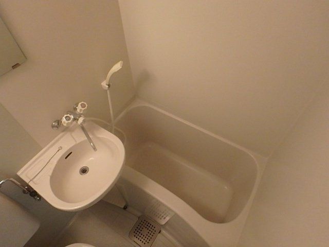 バス・シャワールーム　浴室