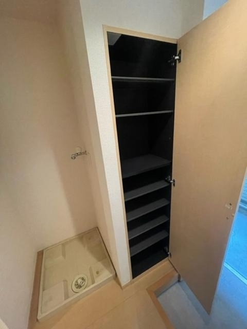 玄関　シューズボックス