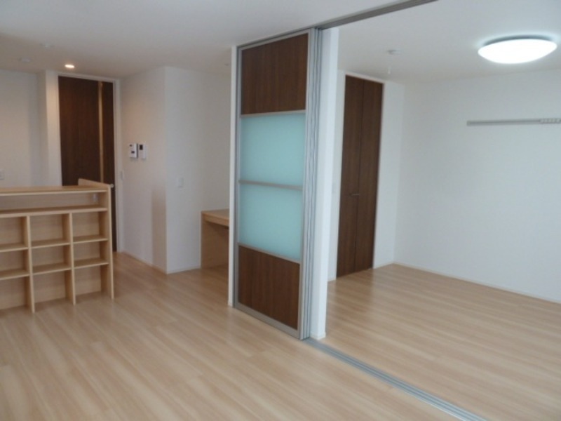 居室・リビング　図面と現状に相違がある場合には現状を優先