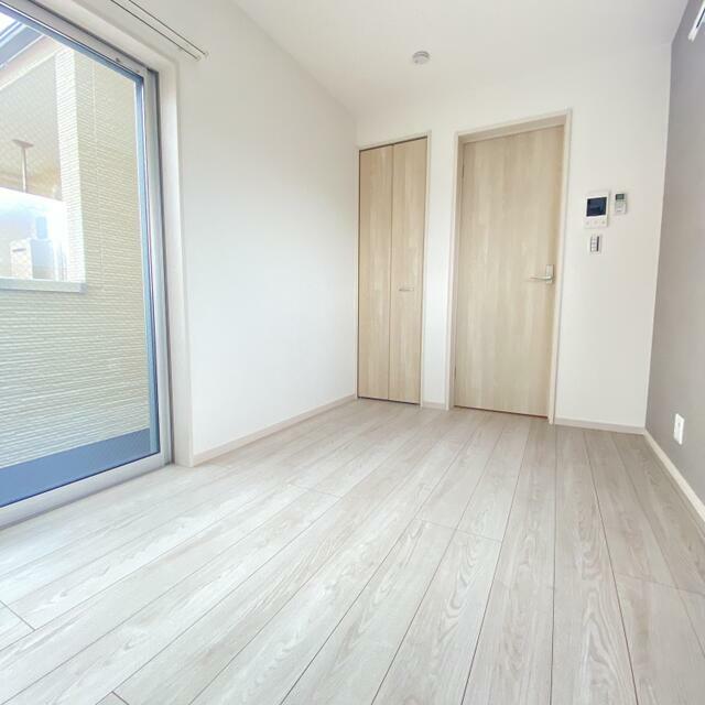 居室・リビング　同タイプ別部屋の写真です