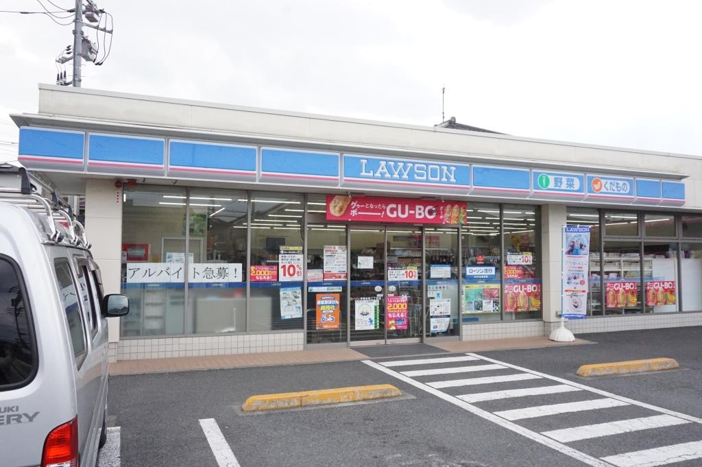 コンビニ　ローソン 伊興本町二丁目店（コンビニ）まで166m