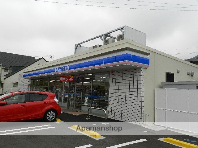 コンビニ　ローソン小倉霧ケ丘三丁目店（コンビニ）まで447m