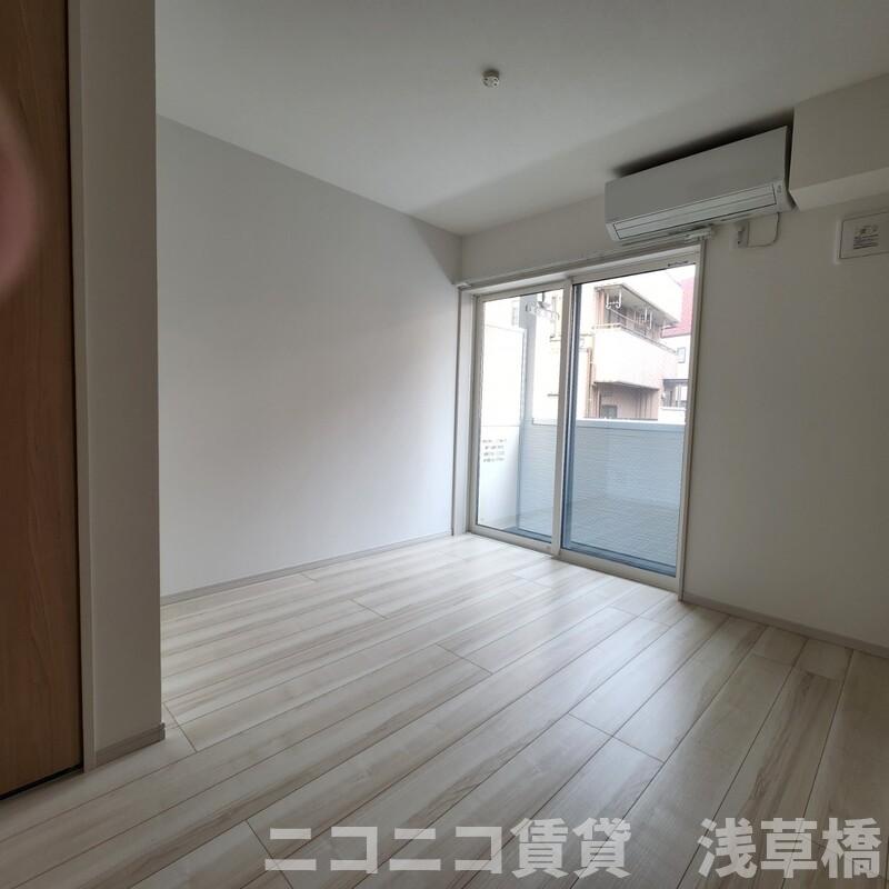 居室・リビング　別号室イメージの為、現状を優先致します。