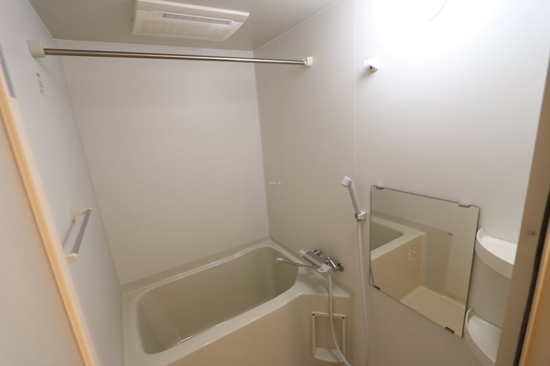 バス・シャワールーム　写真と実際が異なる場合は現況優先です。
