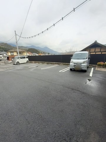 駐車場　駐車場です