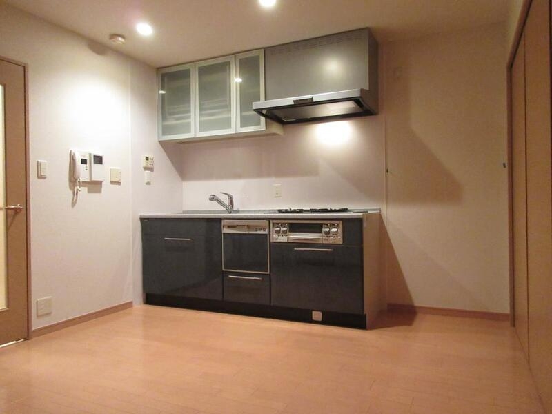 居室・リビング　フローリング貼りの綺麗なリビングです☆