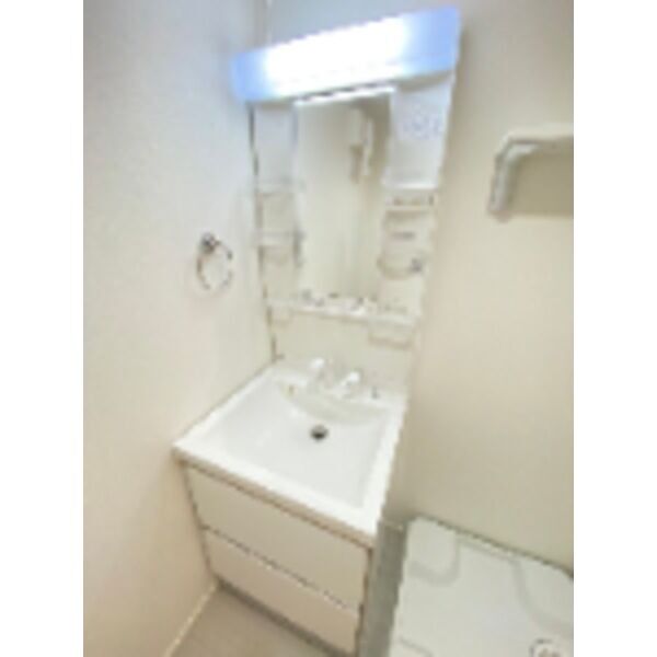 洗面設備　※同シリーズの写真になります。