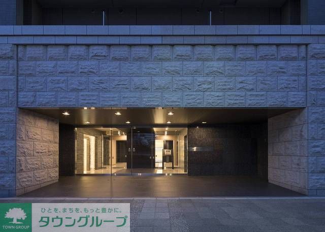 エントランス　物件の外観です