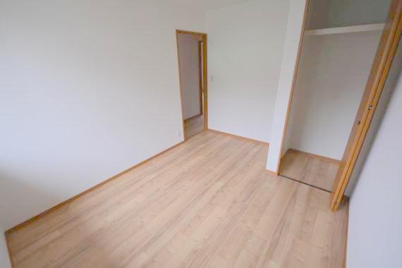 その他部屋・スペース　落ち着いた雰囲気のこのお部屋でゆっくりお休みください。