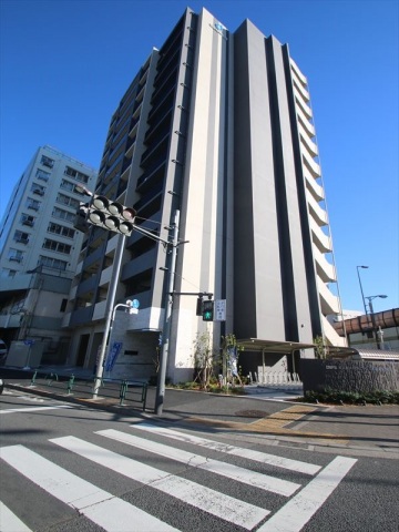 建物外観　2018年築♪安心・安全の鉄筋コンクリート造♪