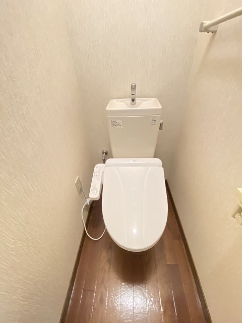 トイレ　コンパクトで使いやすいトイレです