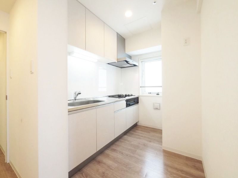 キッチン　同じ物件の他の号室のお写真です