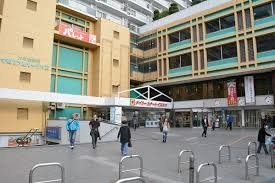 スーパー　イズミヤ今福店（スーパー）まで470m