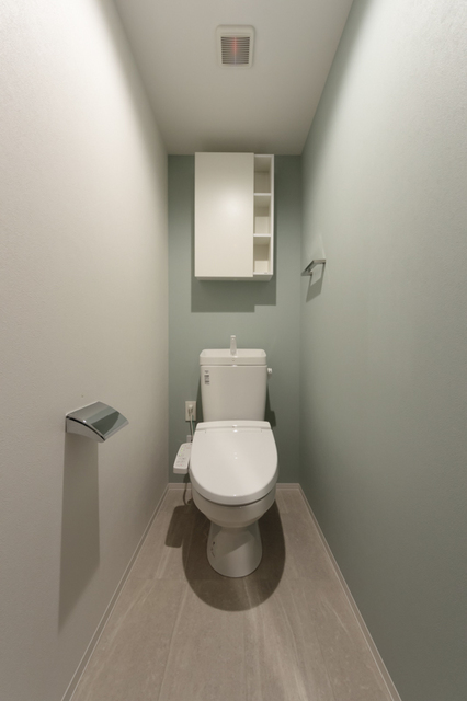 トイレ　※写真は同タイプ住戸です。