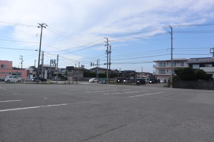 その他　前面道路（その他）まで0m