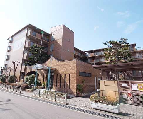 建物外観　フレッツ光対応済です。