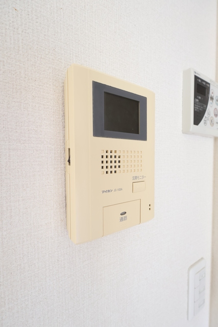 セキュリティ　モニター付きドアホン※反転タイプ。現況優先