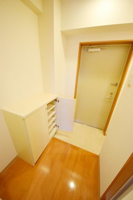 玄関　★お問い合わせはタウンハウジングまで★