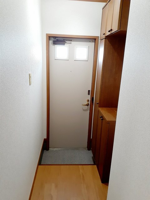 玄関　シューズボックス付きの玄関です★