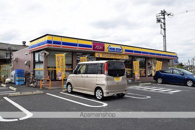 コンビニ　ミニストップ八潮木曽根店（コンビニ）まで400m