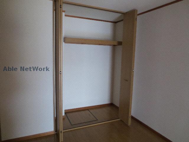 収納　同型モデル