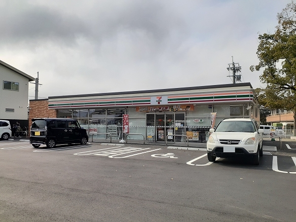 コンビニ　セブンイレブン　鏡神社店（コンビニ）まで450m