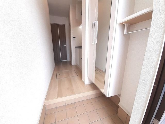 玄関　シンプルで使いやすい玄関です