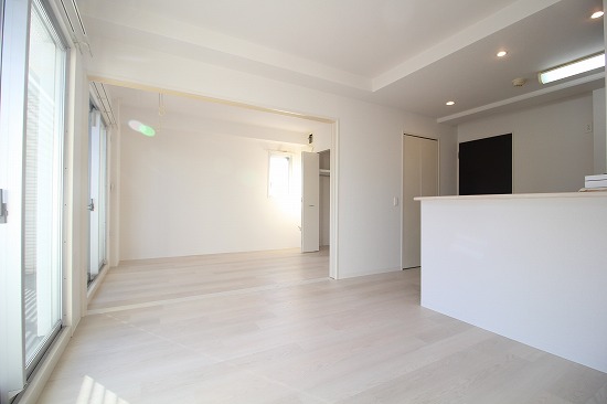 居室・リビング　類似部屋写真