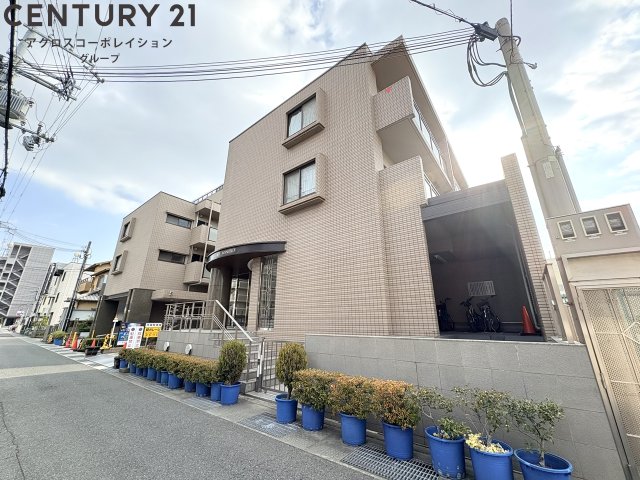 建物外観　オートロック・宅配BOX付きで安心です！