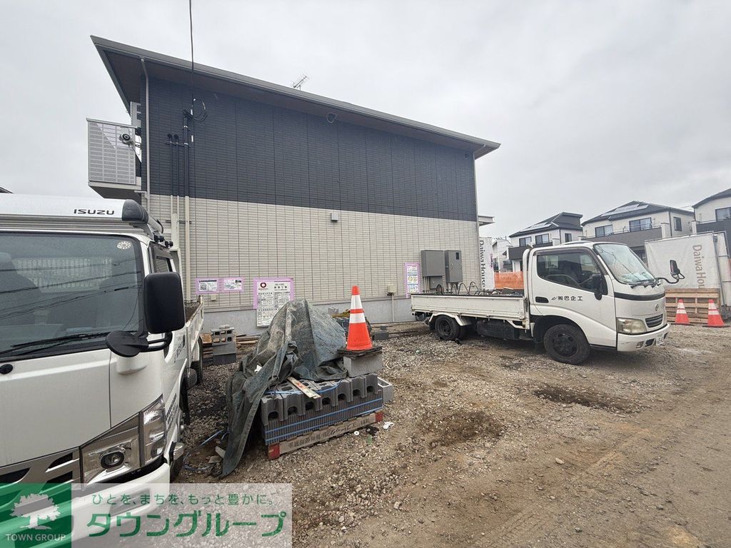 駐車場　駐車場