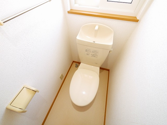 トイレ　シンプルで使いやすいトイレです