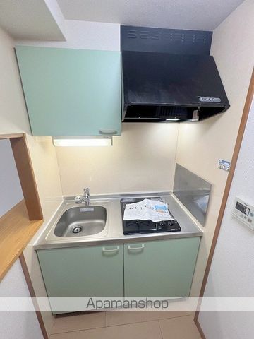 サン トールのキッチン写真