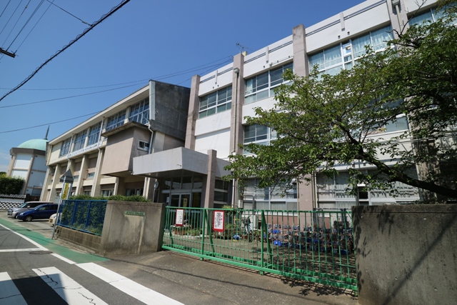 小学校　久留米市立京町小学校（小学校）まで521m