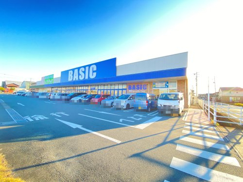 スーパー　ＢＡＳＩＣ松阪川井町店（スーパー）まで1102m