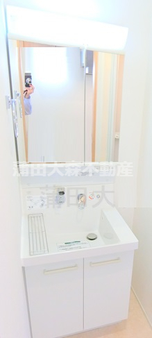 洗面設備　2面鏡の独立洗面台