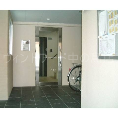 エントランス　詳細は、ウィンドワード中の島店までご相談下さい。