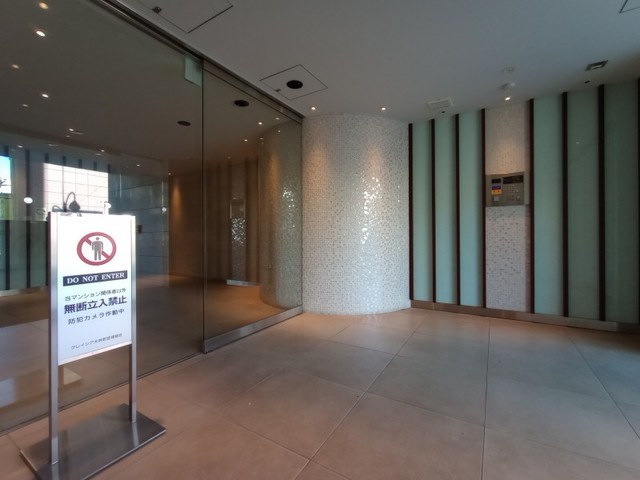 エントランス　エントランス部分
