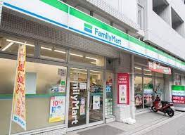 コンビニ　ファミリーマート 渋谷笹塚二丁目西店（コンビニ）まで327m