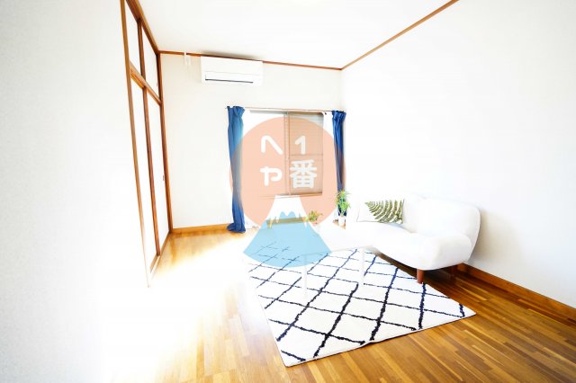 居室・リビング　洋室6帖です　※参考写真です