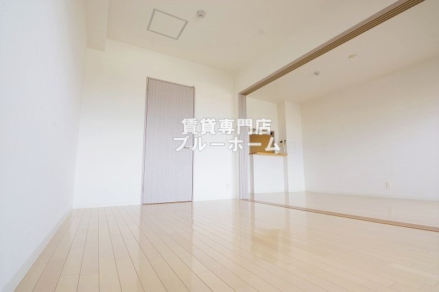 その他部屋・スペース　7帖の明るい洋室！