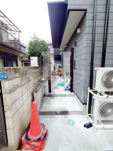 エントランス　毎日通るエントランスはこのようになっています